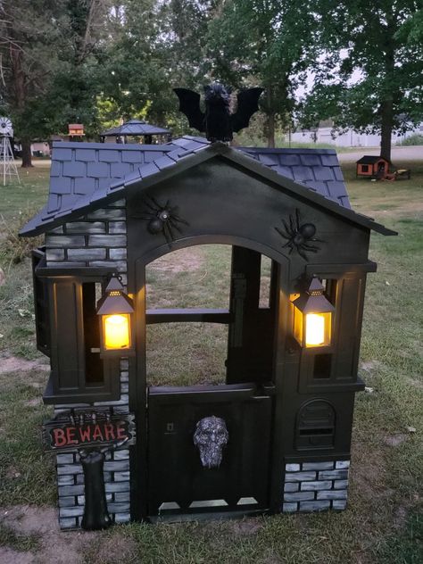 Halloween Little Tikes House, Painted Playhouse, Plastic Playhouse Makeover, Plastic Playhouse, Backyard Kids Play Area, Gothic Garden, Fall Arts And Crafts, Kids Playhouse, Kids Play Area