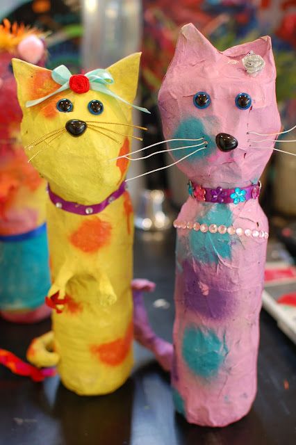 Paper Mache Art Projects, Paper Mache Projects, Paper Mache Animals, Kindergarten Art Projects, 2nd Grade Art, Classroom Art Projects, Paper Mache Sculpture, Paper Mache Art, Paper Mache Crafts