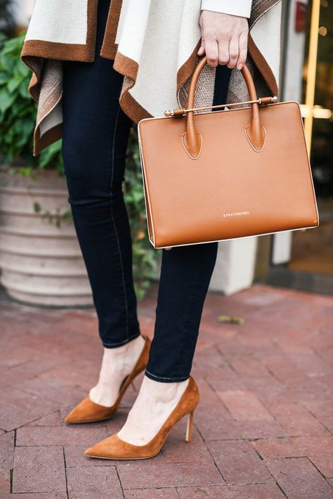 MANOLO BLAHNIK BB PUMPS // MEGHAN MARKLE STYLE Cognac Pumps Outfit, Suede Heels Outfit, Heels Manolo Blahnik, Manolo Blahnik Bb Pump, Closed Toed Shoes, Pumps Outfit, Cognac Sandals, Formal Pumps, Charlotte Olympia Shoes