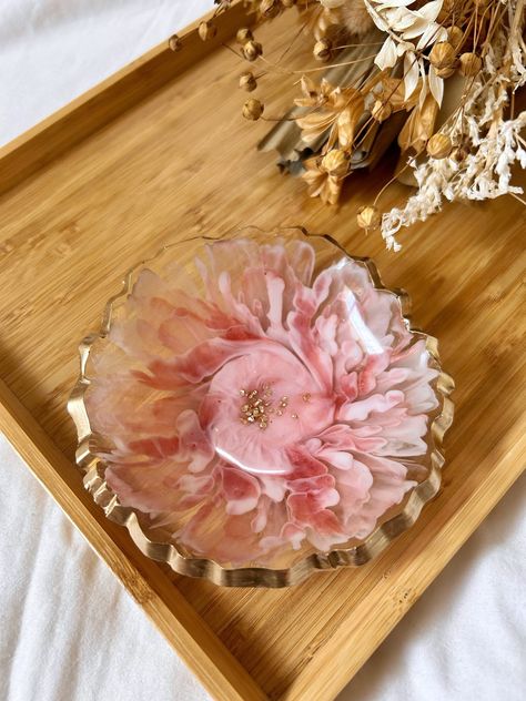 Resin Dish, Jewelry Bowl, Bloom Design, Ring Bowl, Christmas Gift For Her, Jewellery Storage, Jewelry Tray, Elegant Ring, Jewelry Dish