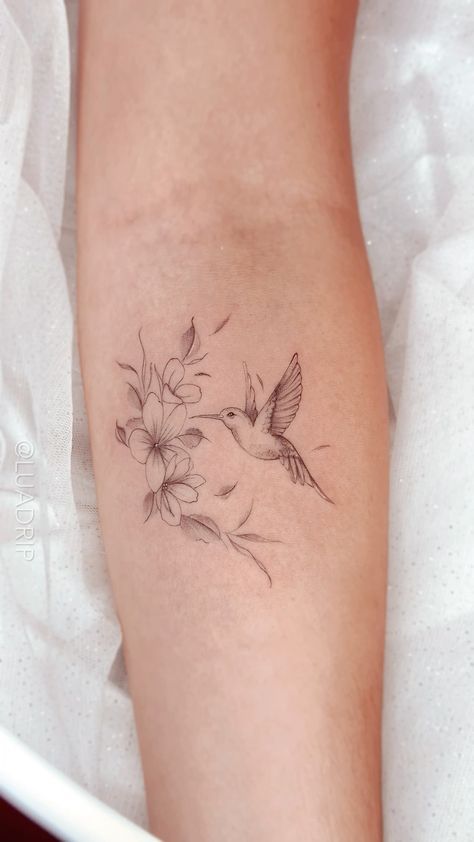 Flower Hummingbird Tattoo, Drip Tattoo, Hummingbird Tattoo Watercolor, Hummingbird Flower Tattoos, Small Hummingbird Tattoo, Bird Tattoos For Women, Hope Tattoo, Vogel Tattoo, Dove Tattoos