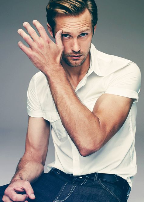 Alexander Skarsgård Look at those big strong hands Strong Hands, Skarsgard Family, Gq Australia, Ian Joseph Somerhalder, Eric Northman, John Barrowman, Ryan Guzman, Taylor Kitsch, Septième Art