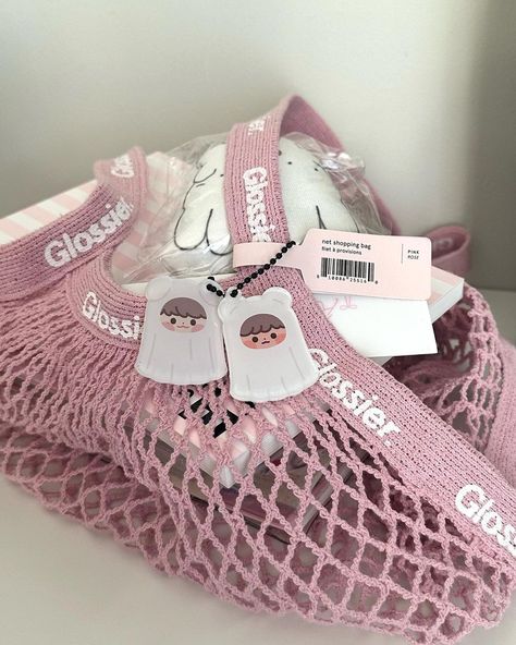 Aesthetic Light, Net Bag, June 21, Color Themes, Pink Aesthetic, Pink Bag, Aesthetic Clothes, Hello Kitty, One Piece