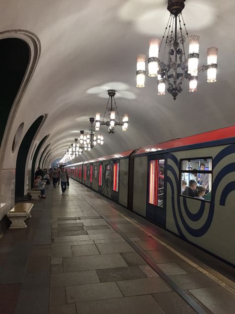 Moscow Metro, Metro Station, Moscow, Quick Saves