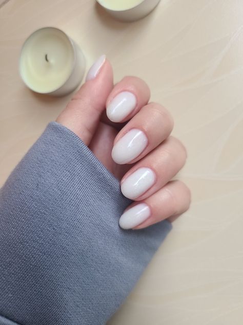 Simple nail design Eggshell White Nails, Rounded Milky White Nails, Short Cloudy White Nails, White Nail Theory, Dip White Nails, Milky White Dip Nails, Milky White Dip Powder Nails, Opaque White Nails, Shimmery White Nails