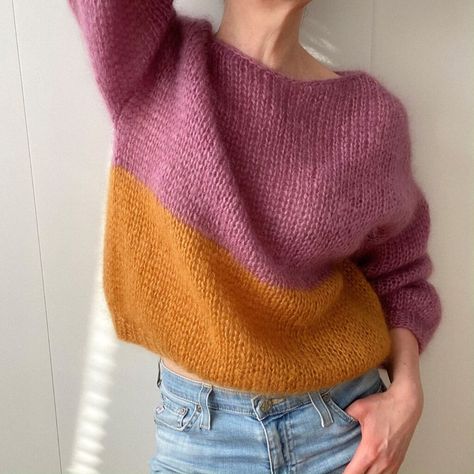 Chunky Knit Sweater Pattern, Cast On Knitting, Jumper Knitting Pattern, Jumper Patterns, Sweater Knitting Patterns, Chunky Knits Sweater, Knit Fashion, Sweater Pattern, Knitting Inspiration