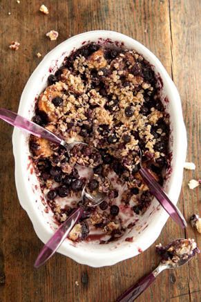 Blueberry Crunch, Granite Steps, Blueberry Coffee Cake Recipe, Paula Dean, Cinnamon Roll Bake, Blueberry Coffee, Blueberry Coffee Cake, Paula Deen Recipes, Favorite Breakfast Recipes