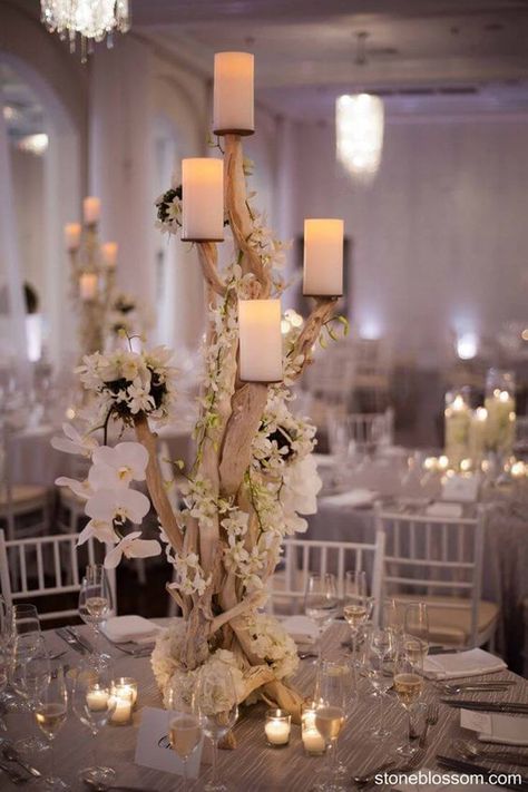 Cheap Wedding Table Centerpieces, Driftwood Wedding, Unique Wedding Centerpieces, Cheap Wedding Centerpieces, Winter Wedding Centerpieces, Centerpieces Ideas, Candle Wedding Centerpieces, Wedding Floral Centerpieces, Wedding Centerpieces Diy