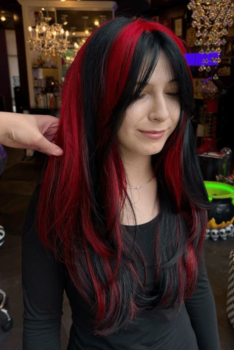 red hair, spooky season, hairstyles Red Dye On Black Hair, Red Hair For Halloween, Red To Black Hair, Hair Ideas For Halloween, Unique Red Hair, Red And Black Hair Ideas, Red Hair Ideas, Straight Red Hair, Red Hair Looks