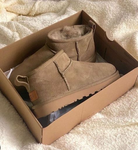 Ugg Ultra Mini Boots, Ultra Mini Ugg, Ugg Ultra Mini, Ugg Mini, Shoe Inspo, Aesthetic Shoes, Swag Shoes, Fur Boots, Fall Shoes