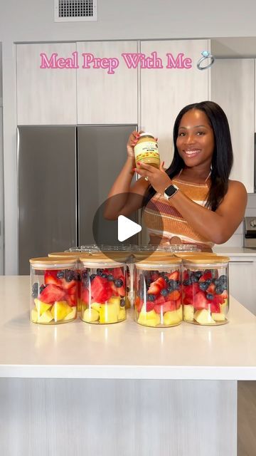 CHRISTINE ELIZABETH on Instagram: "Today’s Meal Prep Menu:  🫙 Fruit Jars 🍓 Strawberry Overnight Oats 🥗 Chicken Pasta Salad  #mealprep #mealprepqueen #mealprepideas #healthymeals" Fruit Salad Meal Prep Mason Jars, Fruit Jars Meal Prep, Christine Elizabeth Meal Prep, Fruit Meal Prep Ideas, Fruit Meal Prep, Jar Meal Prep, Christine Elizabeth, Salad Jars, Meal Prep Menu