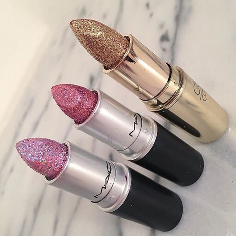 →ριnτεrεsτ: @trulyperfect Glitter Lipstick, Beauty And Makeup, Holiday Makeup, Mac Makeup, Mac Lipstick, Lipstick Makeup, Makeup Goals, Lipstick Shades, Cute Makeup