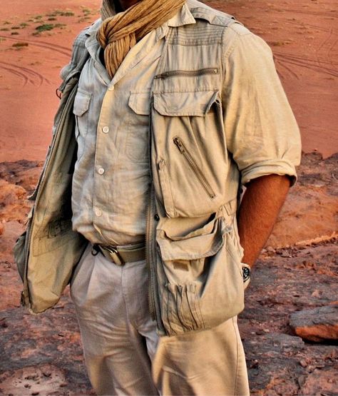 Bulletproof Clothing, Safari Costume, Mens Outdoor Fashion, Stylish Men Wear, Well Educated, Vintage Safari, Safari Shirt, Fall Attire, Wadi Rum