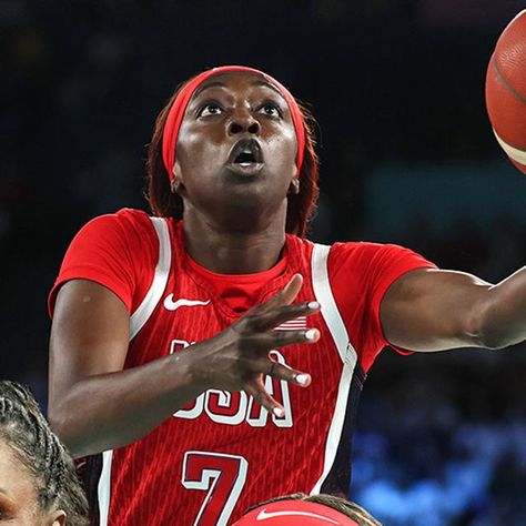 espnW on Instagram: "Gold. But also, Copper 🥇 Kahleah Copper scored 10 points in the 4th quarter to help give the U.S. women's basketball team its eight straight Olympic gold medal 👏" Kahleah Copper, Olympic Gold Medal, Olympic Gold Medals, 10 Points, Women's Basketball, Basketball Team, Womens Basketball, Basketball Teams, Gold Medal