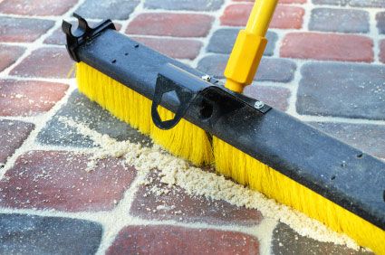 How to Seal Pavers on Your Brick Patio, Just Like the Pros - MasonrySaver.com Paver Sealer, Diy Patio Pavers, Brick Paver Patio, Clean Patio, Paver Blocks, Brick Patio, Outdoor Walkway, Paver Stones, Brick Pavers