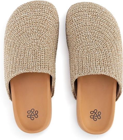 Amazon.com | The Sak Bolinas Slip On Clog | Mules & Clogs Backless Design, The Sak, House Shoes, Clogs Shoes, Market Bag, Staying In, Leather Slip Ons, Mule Clogs, Pharmacy Gifts