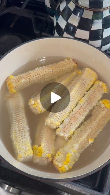 Biggs Farm - Jason & Nat Biggs on Instagram: "This is not a joke! 🌽🌽🌽Let’s make corn cob jelly! 🌽🌽🌽 You gotta let us know if you try it! 

8 corncobs
8 cups of water 
1.75 ounces of pectin 
4 cups of sugar 

Water bath process for 10 minutes. 

#biggsfarm #homemade #urbanhomestead #homestead #nothingiswasted #corn" Homemade Grits, Corn Cob Jelly, Canning Corn, Apricot Jam Recipes, Big Crowd, Corn Cob, Famous Recipe, Jam And Jelly, Fast Easy Meals