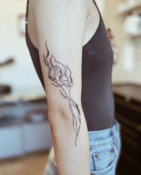 Kelp Tattoo, Nail Polish Tattoo, Swan Tattoo, Starfish Tattoo, Amazing 3d Tattoos, Ankle Tat, Fern Tattoo, Elbow Tattoos, Flower Tattoo Shoulder