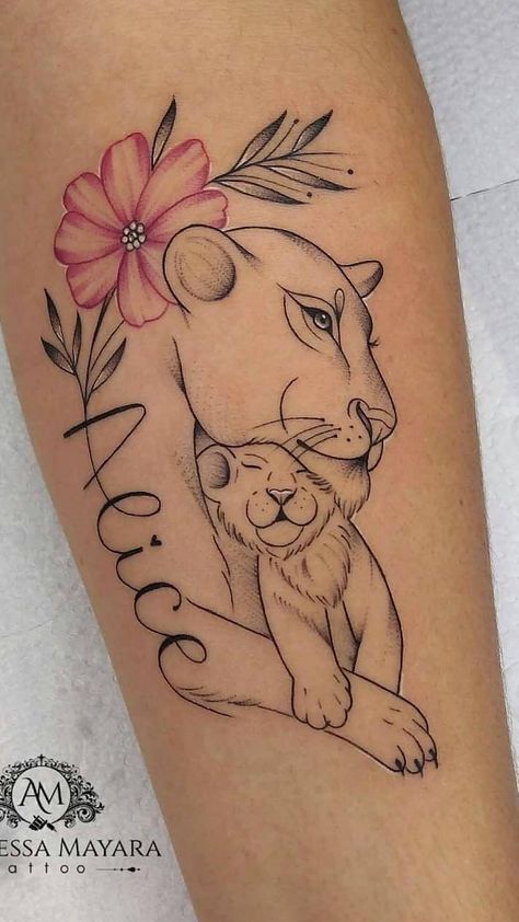 Lioness And Cub Tattoo, Mutterschaft Tattoos, Tattoo For Baby Girl, Beach Mural, Z Tattoo, Mom Tattoo Designs, Mommy Tattoos, Feather Tattoo Design, Mother Tattoos