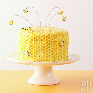 Sweet! No one will guess this impressive Honeycomb Cake started with a boxed mix. Yummy Spring Desserts, Easter Candy Recipes, Flower Cake Pops, Honeycomb Cake, Chocolate Dipped Marshmallows, Bunny Cupcakes, Seasonal Desserts, Spring Treats, Bee Cakes