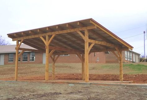 community club timber frame pavilion Horse Pasture Shelter, Tractor Shed Ideas, Pasture Shelter, Cattle Corrals, Timber Frame Plans, Timber Frame Pavilion, Garage Projects, Pool Pergola, Loafing Shed