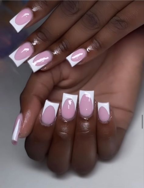 Pink Based French Nails, Pink Acrylic With White Tip, Nails Idea Medium, White French Tip With Pink Base, Pink Base White French Tip, French Tip Nails Pink Base, Pink Base French Tip Nails, French Nails Pink Base, French Tip With Pink Base