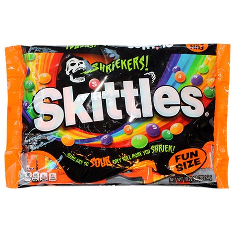 Shriekers! Skittles Fun Size 10.72 oz. Bag Success - For fresh candy and great service, visit www.allcitycandy.com Halloween Food Packaging, Sour Treats, Halloween Candy Ideas, Candy Haul, Squishy Ideas, Movie Candy, Halloween Candy Bar, Halloween Candies, Mars Chocolate