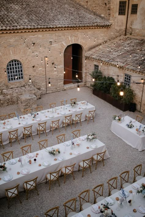 Italian Wedding Decor, Casual Elegant Wedding, Italian Summer Wedding, Italian Wedding Reception, European Wedding Venue, Sicilian Wedding, Algarve Wedding, Italian Wedding Venues, Sicily Wedding