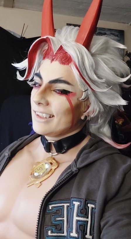 DancingFoxCosplay make-up test for Arataki Itto from genshin impact Itto Cosplay, Itto Genshin, Arataki Itto, Epic Cosplay, Aesthetic Boy, Anatomy Drawing, Makeup Inspo, Genshin Impact, Halloween Face Makeup