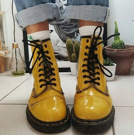 yellow combat boots Galaxy Converse, Tumblr Grunge, Galaxy Vans, Doc Martens Outfit, Yellow Boots, Yellow Aesthetic, Dream Shoes, Doc Martens, Audrey Hepburn