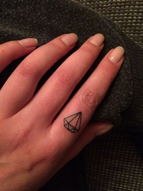 Diamond finger tattoo Finger Tattoos Diamond, Diamond Finger Tattoo, Diamond Tattoos, Finger Tattoo, Finger Tattoos, Minimalist Tattoo, Tattoo On, Tattoos And Piercings, Jesus Fish Tattoo