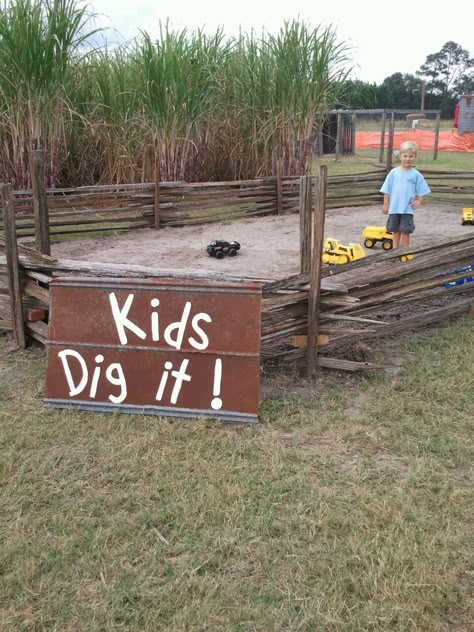 Pumpkin Patch Business, Agritourism Farms, Farm Tourism, Pumpkin Patch Farm, Pumpkin Festival, Farm School, Farm Games, Farm Fun, Future Farms