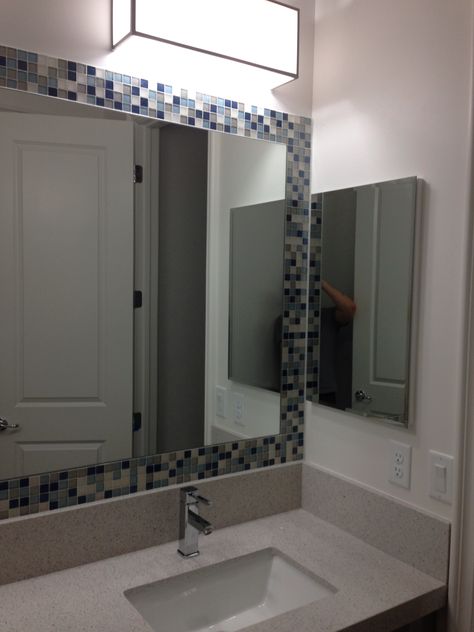 Ultra Clear mirror installed on a wall with glass tile as the boarder. Install of mirror completed by Cut Rate Glass Inc in Las Vegas. Mirror With Tile Border, Lighted Glass Blocks Diy, Diy Tile Mirror, Mirror Framing, Sticky Tile, Mirrored Walls, Tile Border, Lighted Glass Blocks, Bathroom Mirror Frame