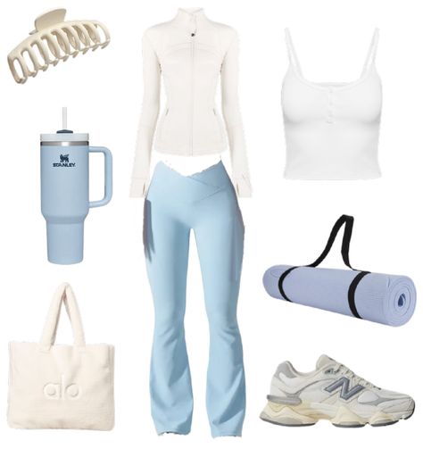 Light Blue Workout Set, Blue Pilates Princess Aesthetic, Pilate Outfits, Blue Pilates Princess, Light Blue Leggings Outfit, Blue Leggings Outfit, Workout Outfits Aesthetic, Light Blue Leggings, Pilates Outfit