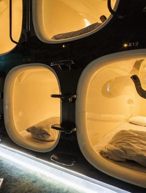 Capsule Hotels: A Unique And Convenient Way To Stay In Japan Japanese Capsule Hotel, Capsule Hotel Japan, Capsule Hotel, Art Assignments, Japan Travel Guide, Japanese Culture, Budget Travel, Travel Guides, Japan Travel