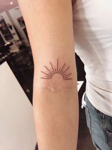 Half Sun Arm Tattoo, Half Sun Wrist Tattoo, Half Sun Line Tattoo, Sun Tattoo Arm Half Sleeves, Sunrise Arm Tattoo, Half A Sun Tattoo, Sun Tattoo Above Knee, Half Sunshine Tattoo, Sun Tattoo Inner Arm