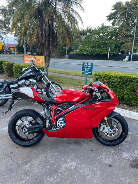 Ducati 999r, Ducati 999, Ducati Sport Classic, Italian Motorcycles, Racing Motorcycles, Nick Jonas, Cool Bikes, Ducati, Motorcycles