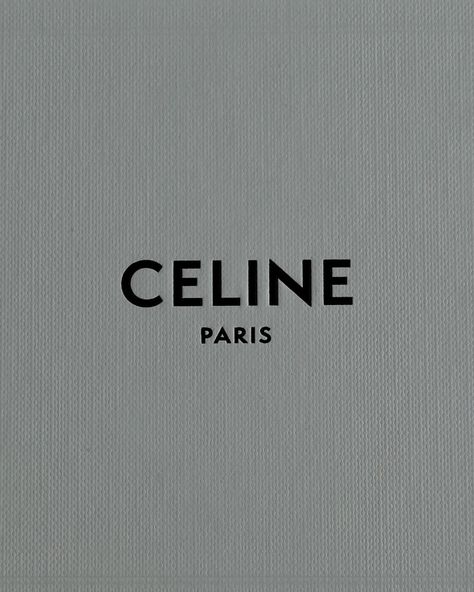 Beige Aesthetics, Watch Wallpapers, Wallpaper Photos, Watch Wallpaper, Apple Watch Wallpaper, Celine Bag, Portrait Photo, Apple Watch, Vogue