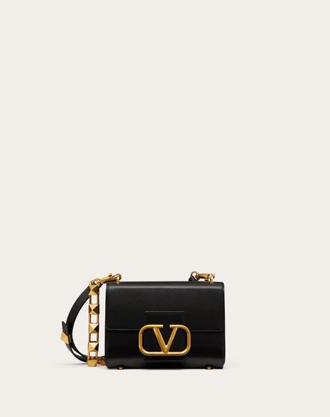 Stud Sign Grainy Calfskin Shoulder Bag Accessories Closet, Luxury Luggage, Valentino Garavani Bag, Bags Luxury, Designer Crossbody Bags, Vanessa Hudgens, Valentino Bags, Designer Shoulder Bags, Work Bags