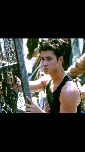 Freddie Prinze Jr Freddie Prince Junior, 90s Horror Movies, Freddie Prinze Jr, Movie Halloween Costumes, Freddie Prinze, Slasher Film, Summer Movie, Sarah Michelle Gellar, It Movie Cast