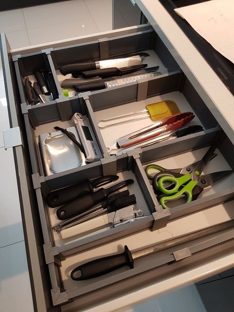 Drawer organizer system by stevenfayers - Thingiverse Tool Drawer Organizer, 3d Tiskárna, Printer Cabinet, Useful 3d Prints, Printers Drawer, Drukarka 3d, 3d Printing Business, 3d Printing Art, 3d Printer Designs