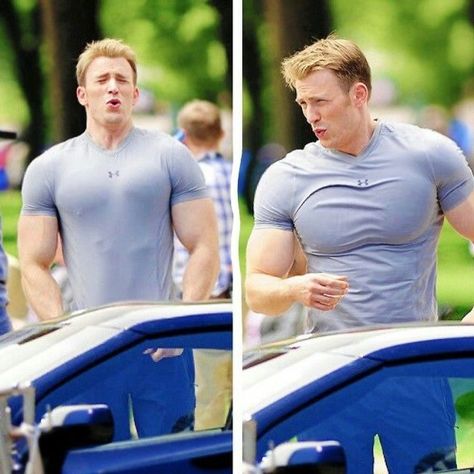 Buffed Men, Christopher Evans, Robert Evans, Chris Evans Captain America, Marvel Actors, Man Thing Marvel, Men In Uniform, Steve Rogers, Chris Evans