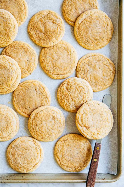 Maple Sugar Cookies, Maple Syrup Cookies, Maple Cookies, Maple Recipes, Maple Syrup Recipes, Cookie Recipes Chewy, Brown Sugar Cookies, Lemon Poppyseed Muffins, Maple Sugar