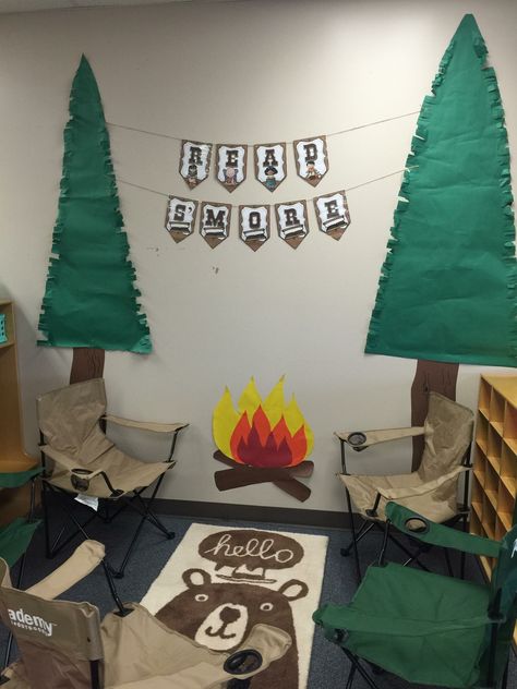 Camping themed classroom reading nook Reading Nook Classroom, Classroom Decoration Ideas, Forest Classroom, Innovative Teaching Ideas, Camping Classroom, Camping Theme Classroom, Elementary Classroom Decor, Class Theme, Classroom Decor Themes