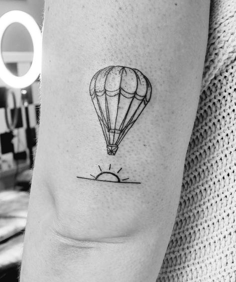 Tattoo Hot air balloon Hot Air Balloons Tattoo, Hot Airballon Tattoo, Vintage Hot Air Balloon Tattoo, Fine Line Hot Air Balloon Tattoo, Minimalist Hot Air Balloon Tattoo, Hot Air Balloon Tattoo Small Simple, Simple Hot Air Balloon Tattoo, Airballons Tattoo, Hot Air Balloon Tattoos