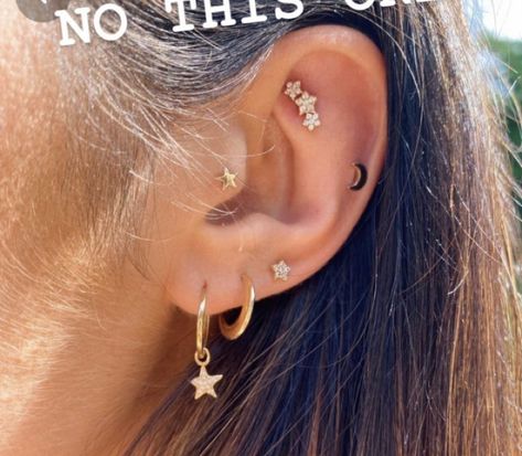 Ear Piercing Ideas Chart, Constellation Piercings, Unique Ear Piercings, Ear Peircings, Ear Piercings Chart, Piercing Chart, Disc Design, Cool Ear Piercings, Pretty Ear Piercings