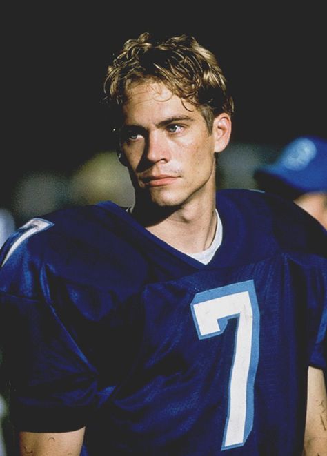 Paul Walker Hot, To Fast To Furious, 90s Actors, Paul Walker Pictures, Paul Walker Photos, 90s Men, The Perfect Guy, Paul Walker, Hot Actors