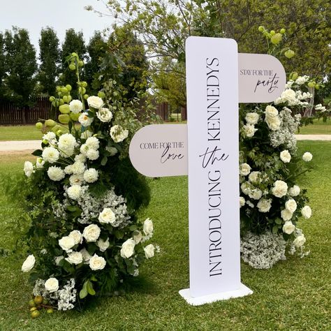 Wedding Arch Sign, Bridal Expo, Happy Tears, Diy Wedding Decorations, Wedding Signage, Wedding Arch, Event Design, Welcome Sign, Wedding Signs