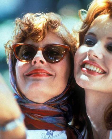 Gena Davis, Thelma And Louise Movie, Thelma And Louise, Best Red Lipstick, Geena Davis, Thelma Louise, Epic Movie, Female Friendship, Susan Sarandon