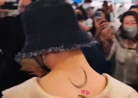 Jimin Back Tattoo, Jimin Tattoo, Moon Phases Tattoo, Crescent Moon Tattoo, Spine Tattoo, Baby Tattoos, Seokjin Bts, Back Tattoos, Bts J Hope